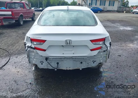 2021 Honda Accord Lx z USA, uszkodzony, nr VIN 1HGCV1F18MA012855